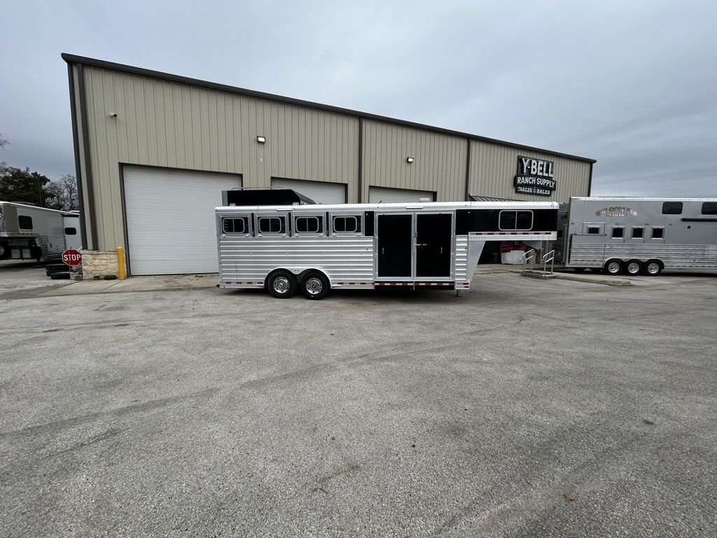 Used 2022 Elite Trailers EL 4H ST TRAINER '22
