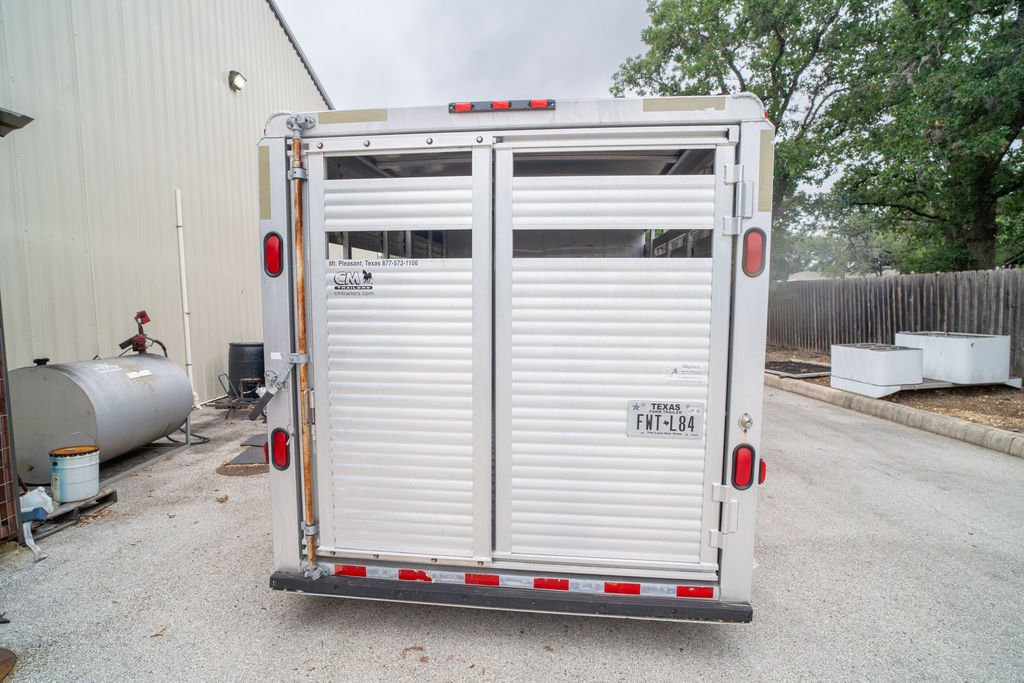 Used 2011 Cimarron Trailers CM 4H BP 20