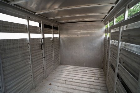 Used 2011 Cimarron Trailers CM 4H BP 20