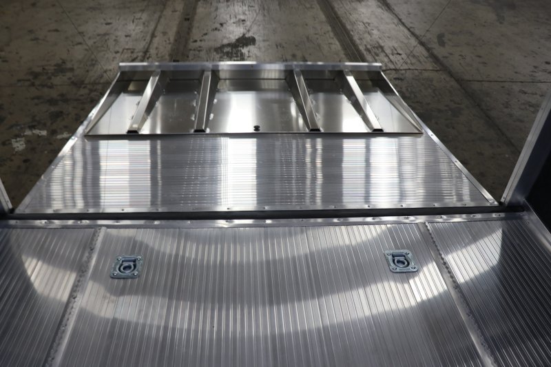 New 2025 inTech Trailers 8.5x28 Race Trailer
