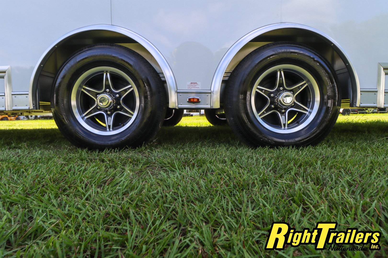 New 2025 8.5X28 inTech Race Trailer