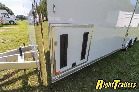New 2025 8.5X28 inTech Race Trailer
