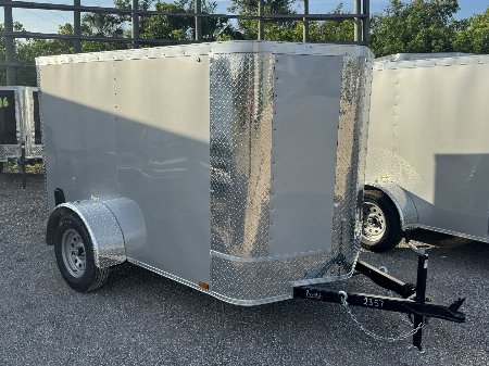 New 2025 Arising 5X8 SINGLE AXLE 2990 LB GVWR Cargo / Enclosed Trailer WITH REAR RAMP DOOR, SIDE VENTS