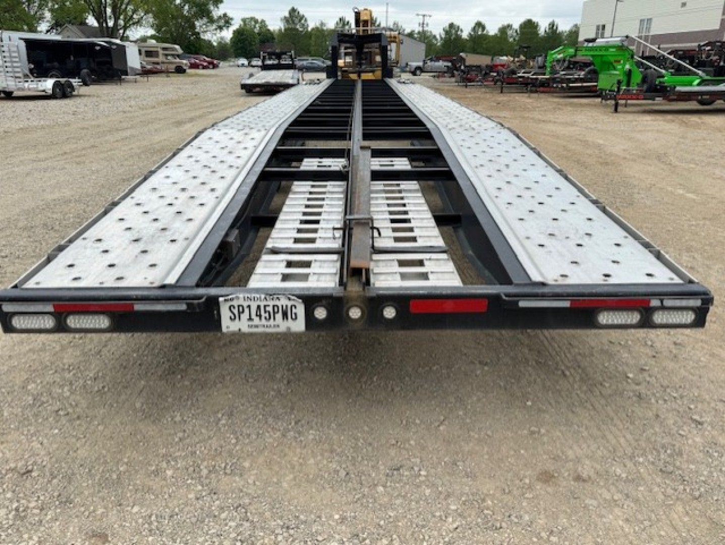 Used 2023 Shipshe Trailers FD-306 REV A Flatbed Trailer