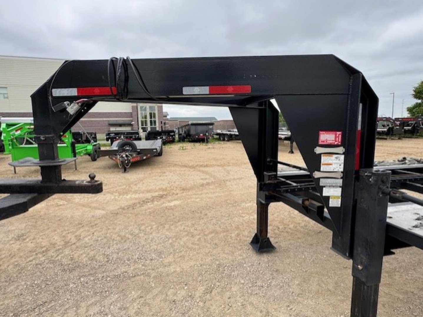 Used 2023 Shipshe Trailers FD-306 REV A Flatbed Trailer