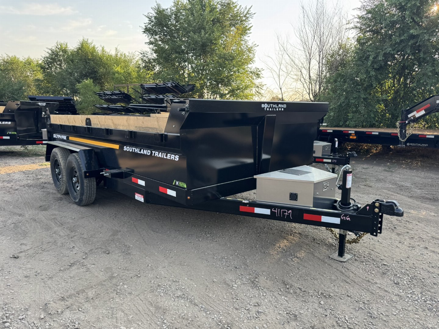 New 2026 Southland Trailers 7-14Dump