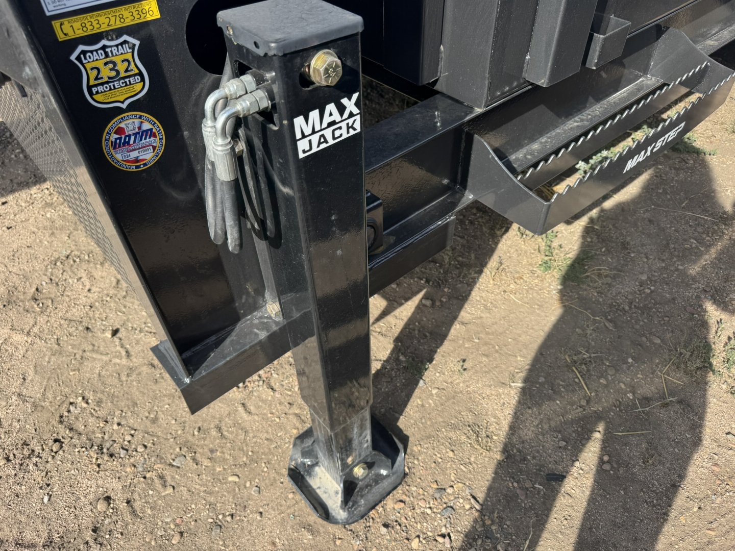 New 2025 Load Trail 83-14 Gooseneck Dump W/ Hydradulic Jacks