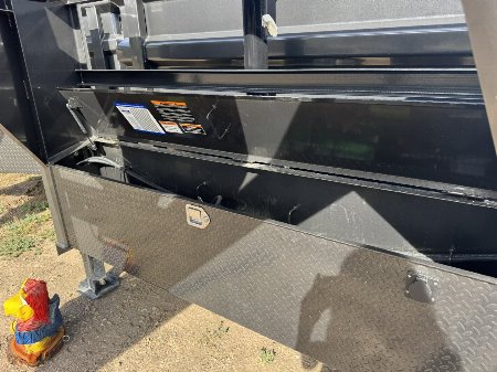 New 2025 Load Trail 83-14 Gooseneck Dump W/ Hydradulic Jacks