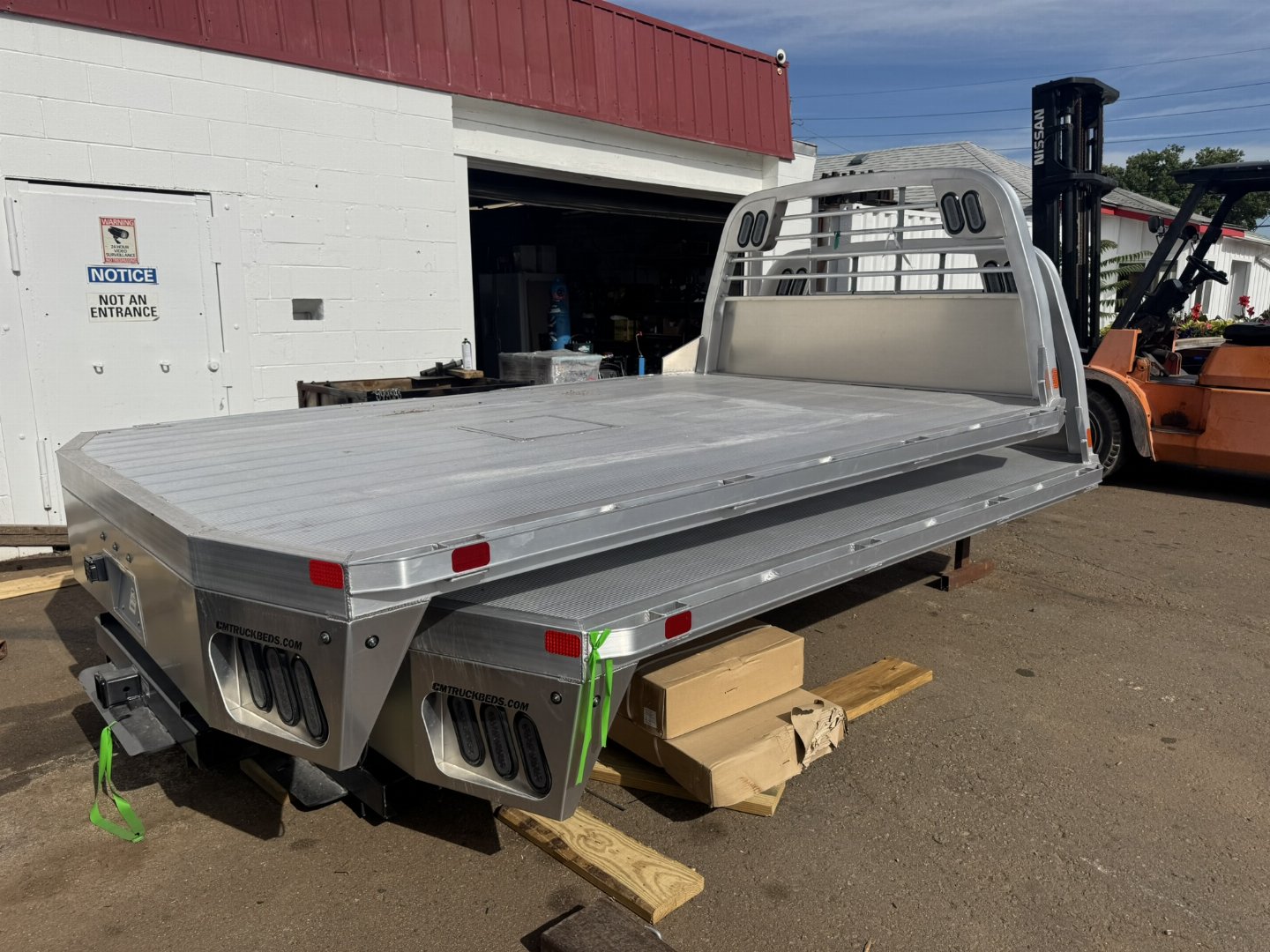 New 2026 CM Truck Beds ALRD 11'4/97/84/34 SD