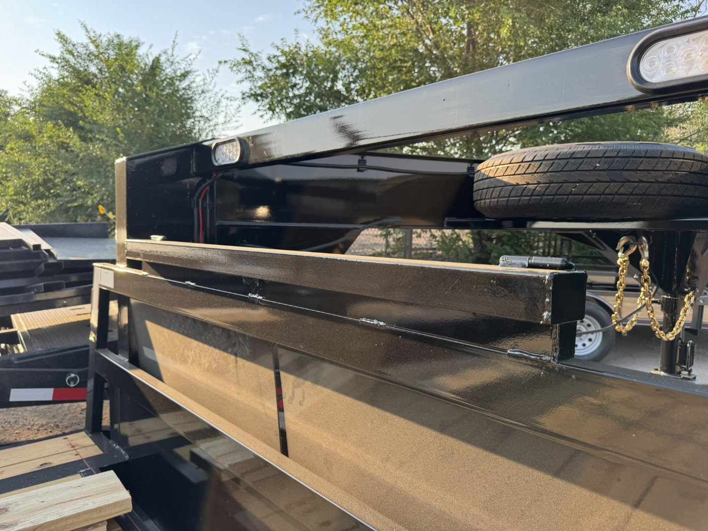 New 2026 Diamond T 8.5-25 Gooseneck Deckover Equipment Hauler