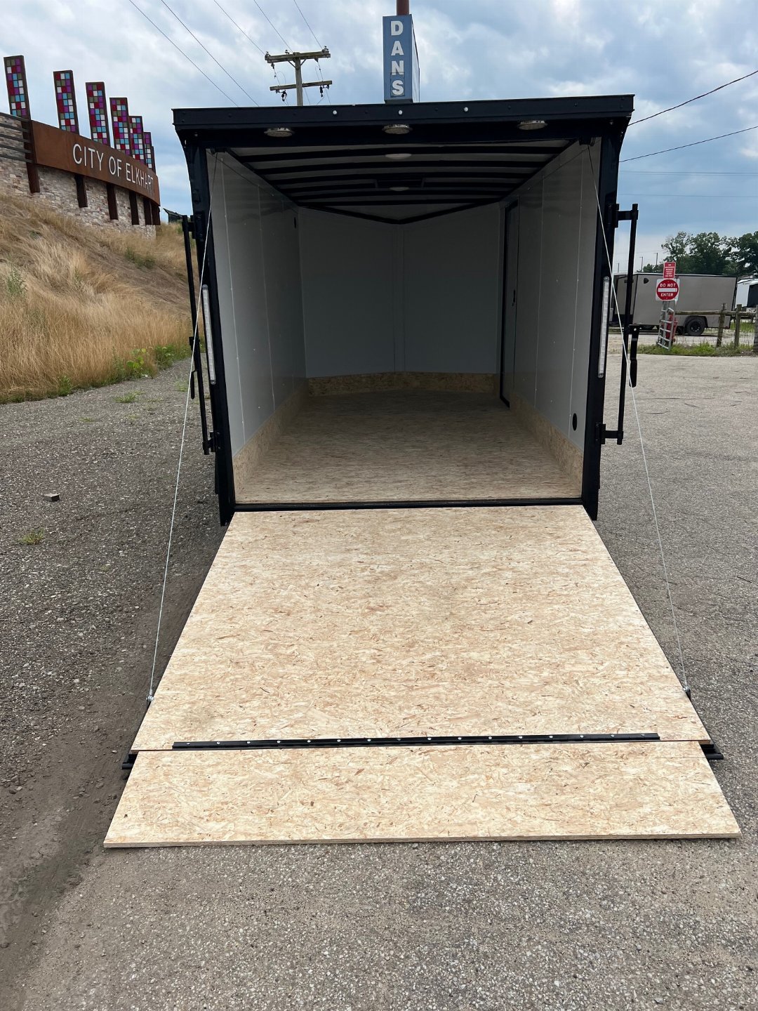 New 2026 DISCOVERY Rover ET 7x14 Enclosed Cargo Trailer #27663
