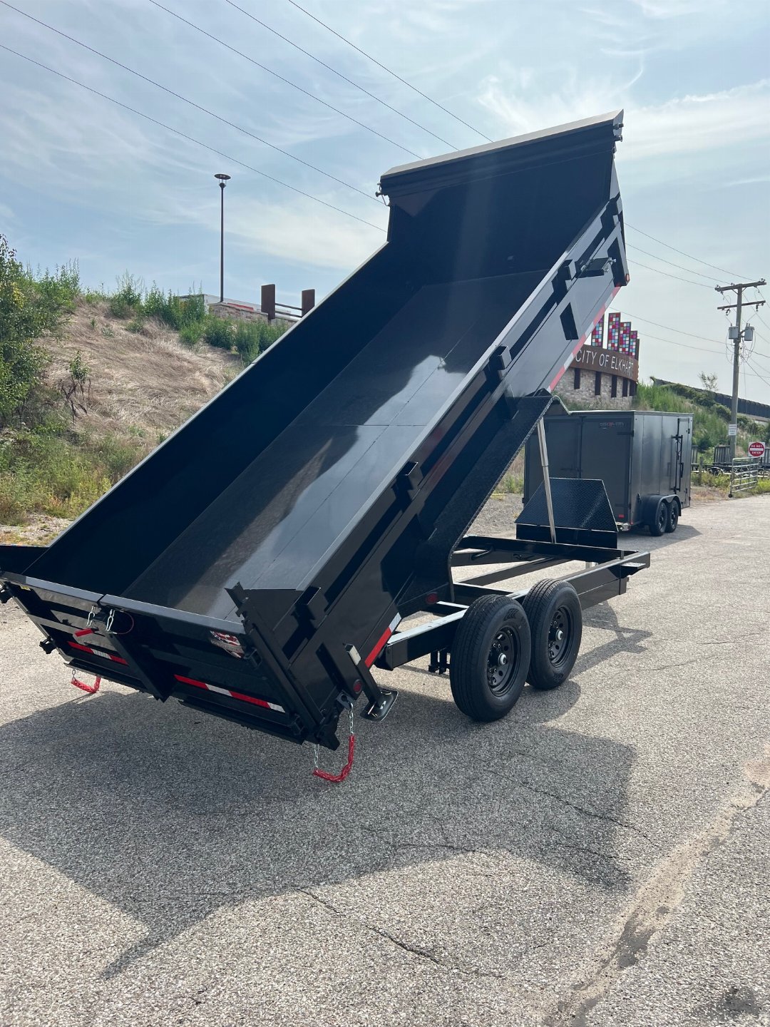 New 2026 QUALITY STEEL CJ 83" x 16' Dump Trailer #260193