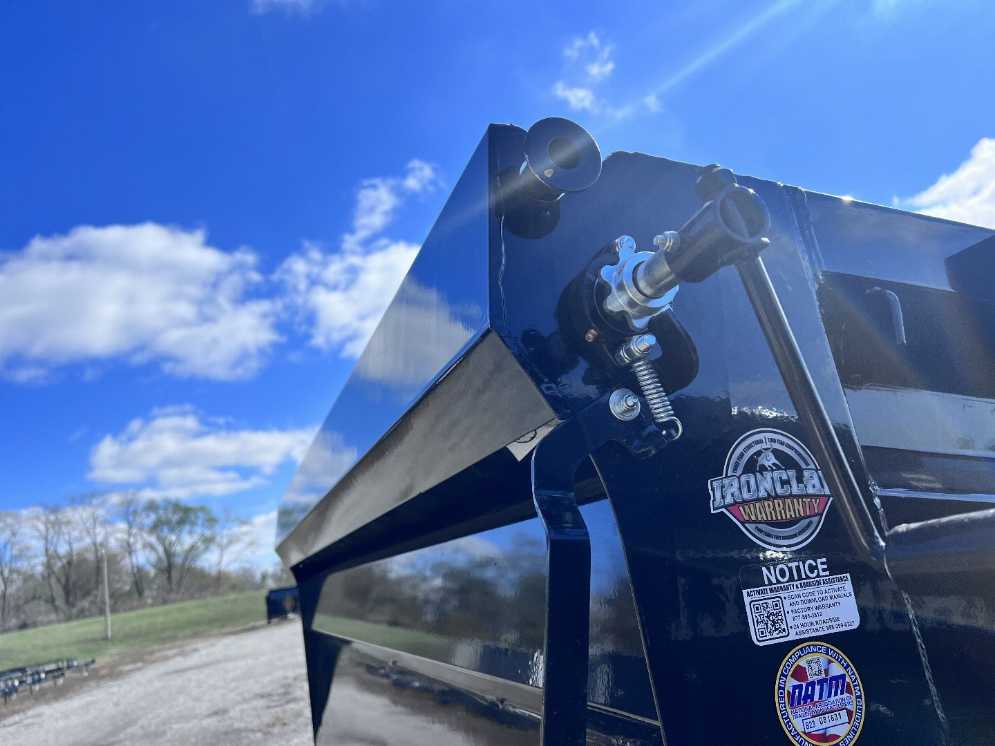 New 2024 IRON BULL 83X16 DUMP TRAILER W/SCISSOR HOIST Holt Missouri