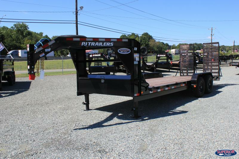 New 2023 PJ TRAILERS 22 CC Gooseneck w/ HD Fold Up Ramps Burlington