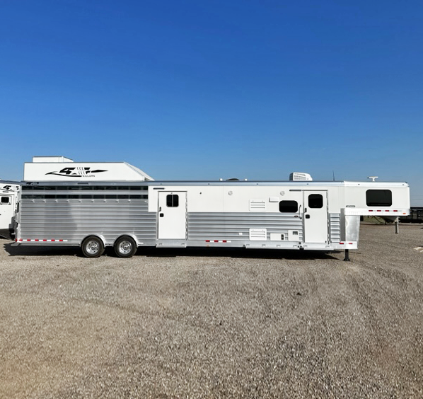 New 2024 4Star Stock Combo Living Quarter Horse Trailer Shallowater