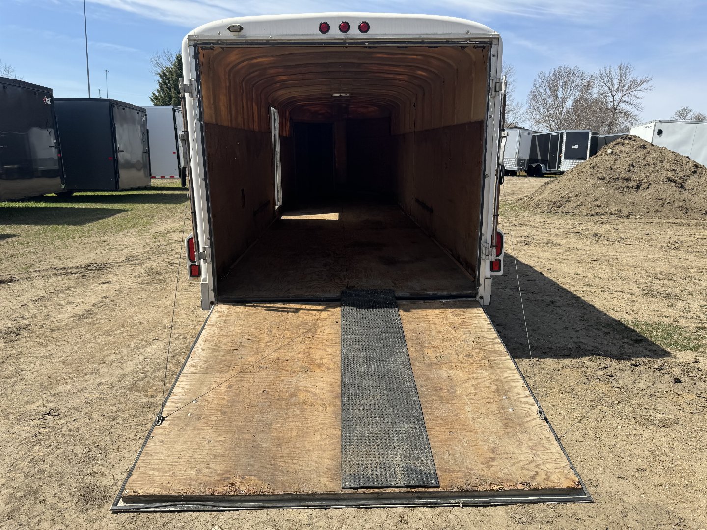 Used SUPER LIGHT 2006 H&S 7x29 Aluminum Enclosed Rear Ramp Snowmobile